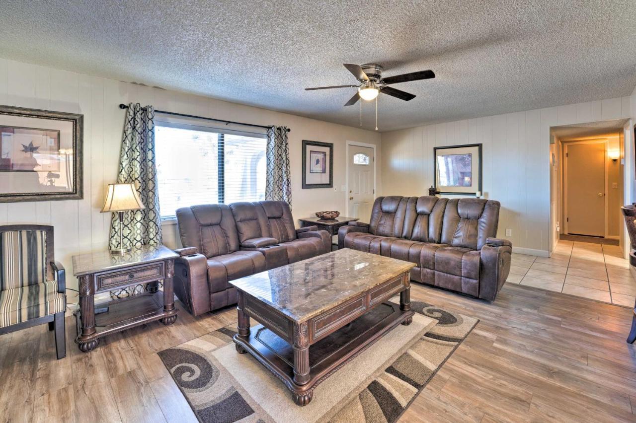 Lake Havasu Home With Pool - 2 Miles To Waterfront! Лейк-Хавасу-Сити Экстерьер фото